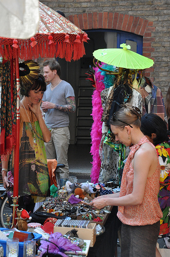*Flohmarkt*im*Hinterhof*